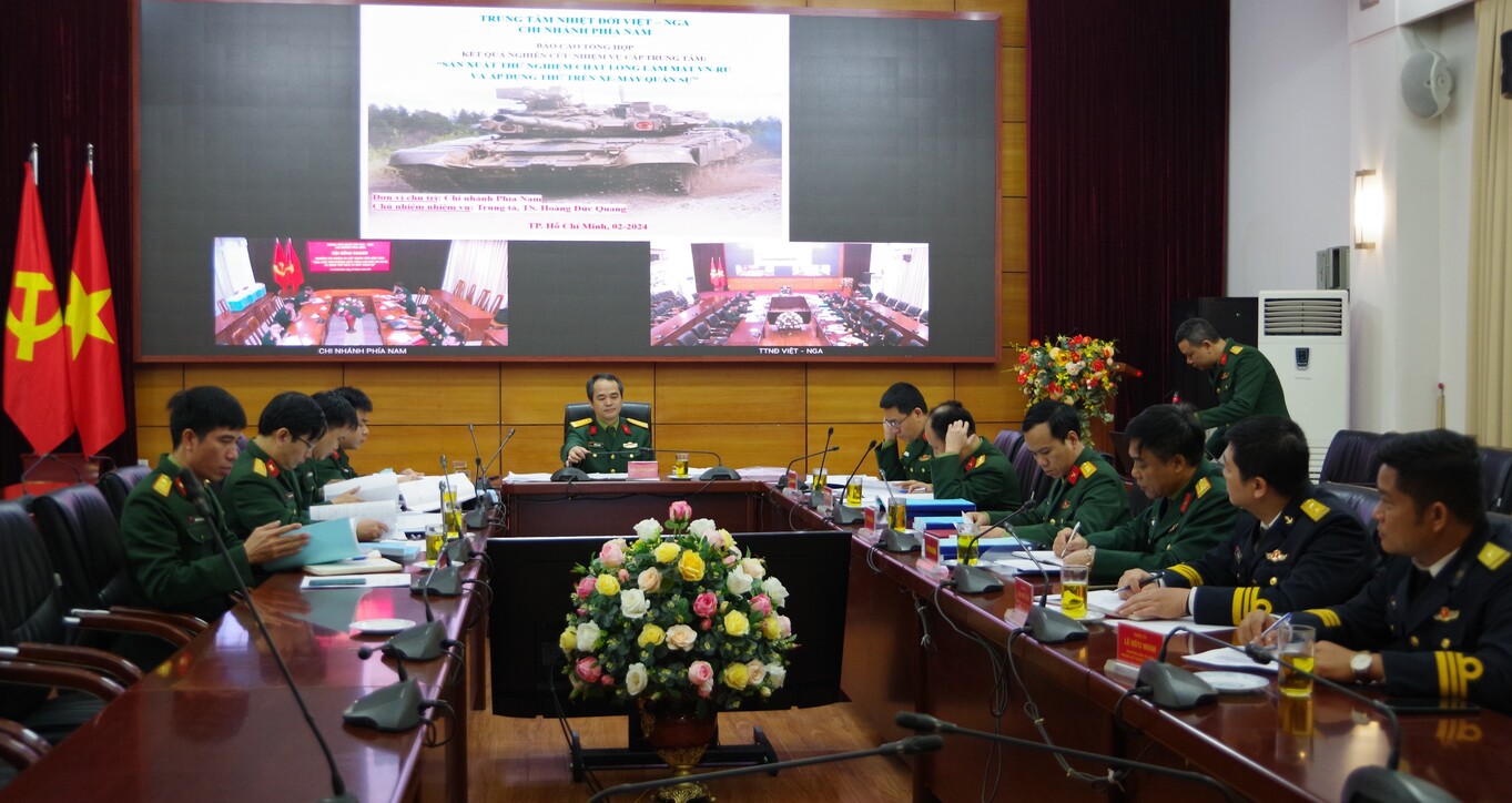 Nghiệm thu nhiệm vụ KH&CN về sản xuất thử nghiệm chất lỏng làm mát VN-RU và áp dụng thử trên xe-máy quân sự