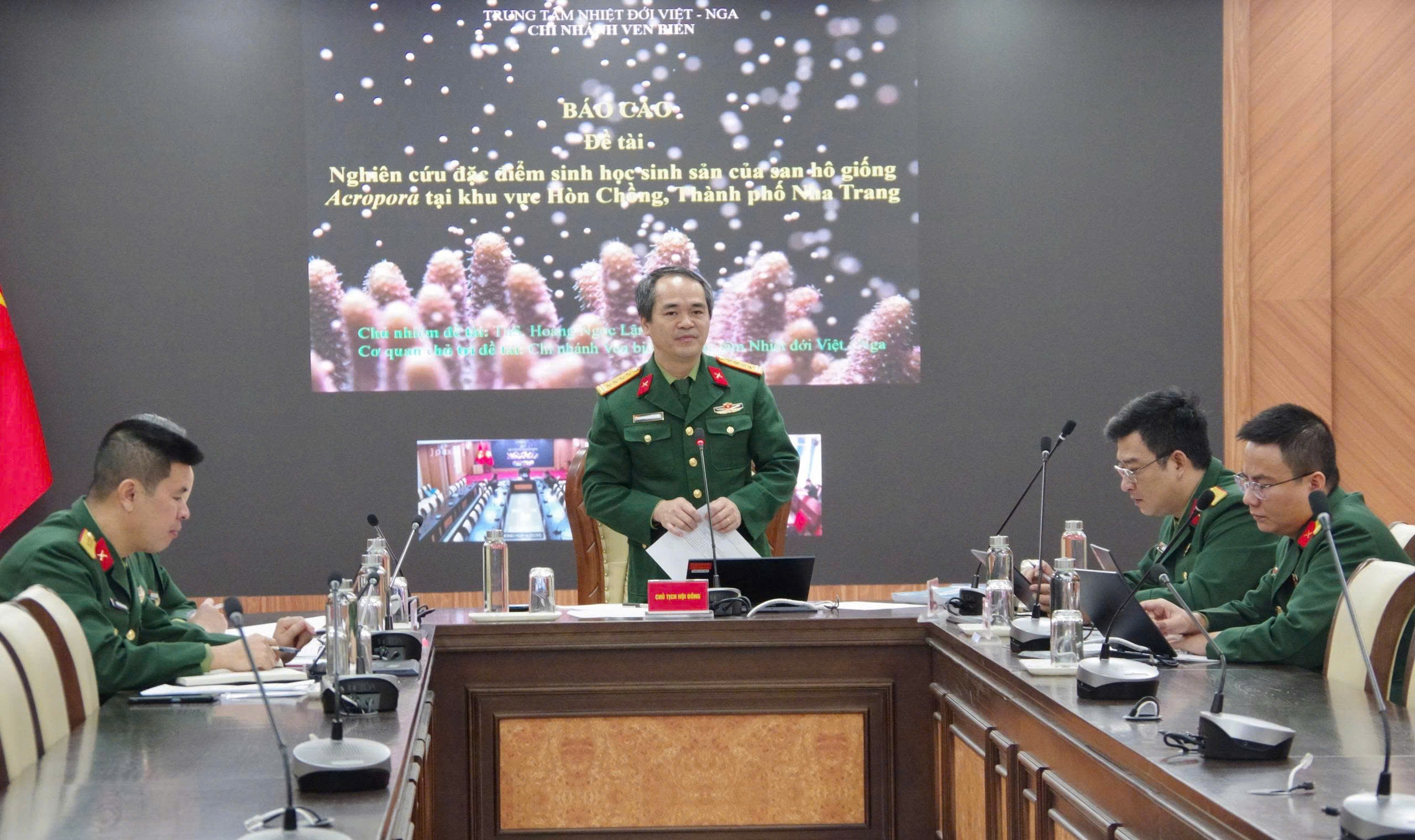 Nghiệm thu đề tài nghiên cứu đặc điểm sinh sản của san hô giống Acropora tại khu vực Hòn Chồng