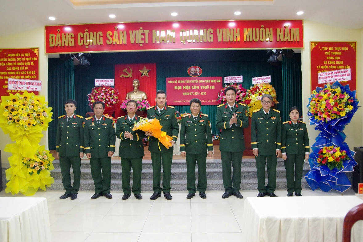 Trung tâm Chuyển giao công nghệ mới tổ chức thành công Đại hội đảng bộ nhiệm kỳ 2025 - 2030