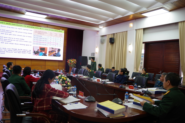 Nghiệm thu đề tài về nghiên cứu xây dựng quy trình hướng dẫn chuẩn bị và đánh giá tâm sinh lý cho phi công quân sự khi thực hiện nhiệm vụ bay