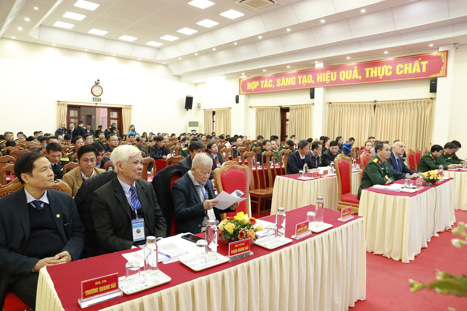 Hội thảo khoa học “Sinh thái và môi trường nhiệt đới phục vụ quản lý tài nguyên, bảo vệ môi trường lãnh thổ và lãnh hải Việt Nam” kỷ niệm 35 năm Ngày thành lập Trung tâm Nhiệt đới Việt - Nga (07/03/1988 - 07/03/2023)