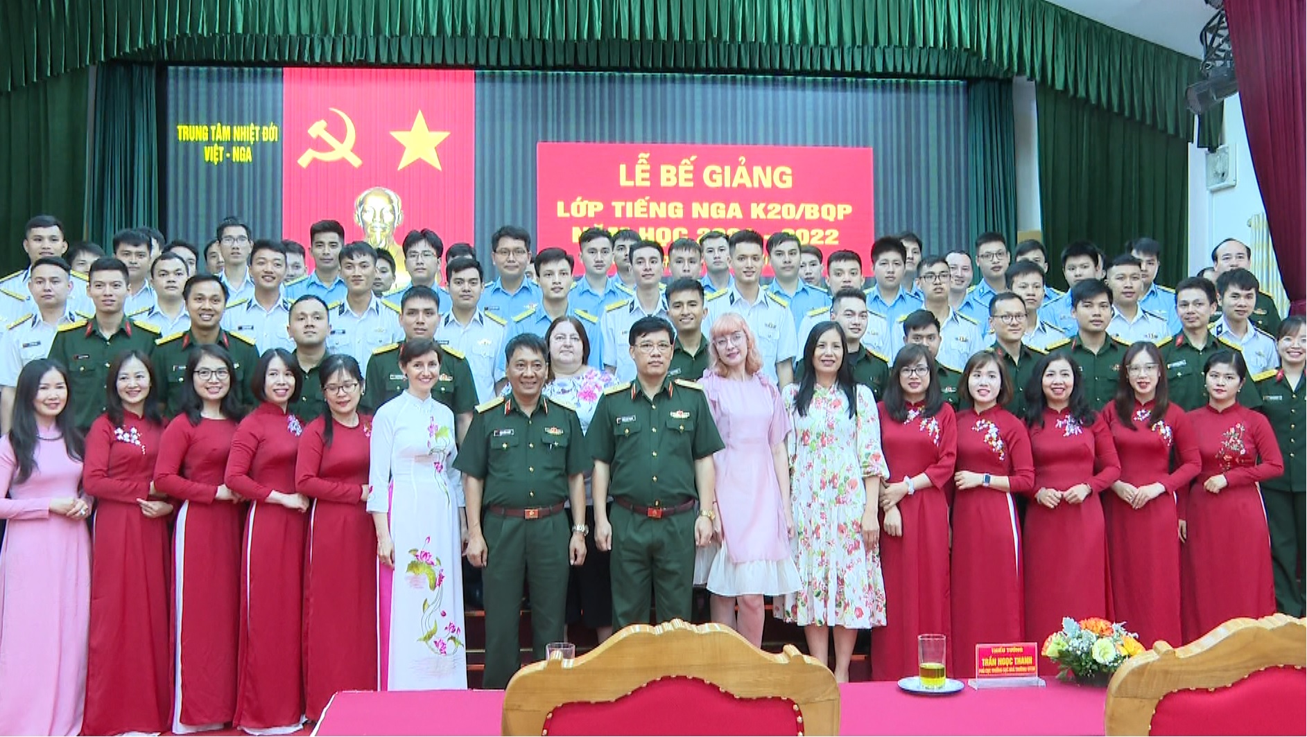 Lễ bế giảng Lớp tiếng Nga K20/BQP, năm học 2021 - 2022