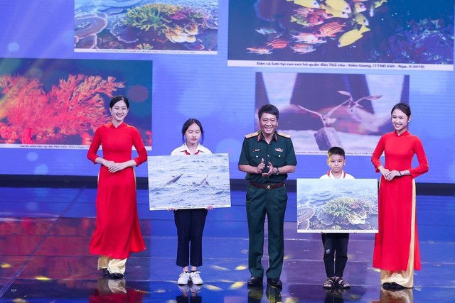 "Khát vọng Đại dương xanh": Nâng cao ý thức bảo vệ tài nguyên thiên nhiên, bảo tồn và phát huy giá trị của biển đảo thiêng liêng của Tổ quốc