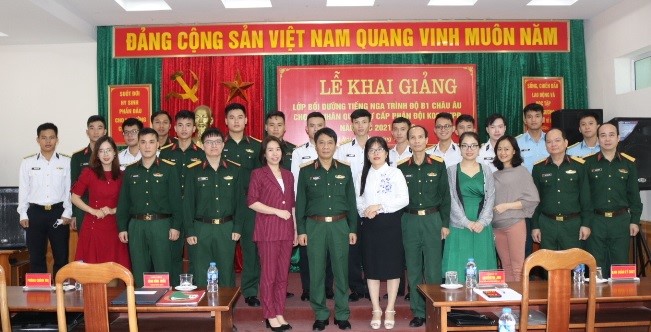Khai giảng Lớp bồi dưỡng tiếng Nga trình độ B1 quốc tế cho cử nhân quân sự cấp phân đội khóa 2 năm học 2021 - 2022