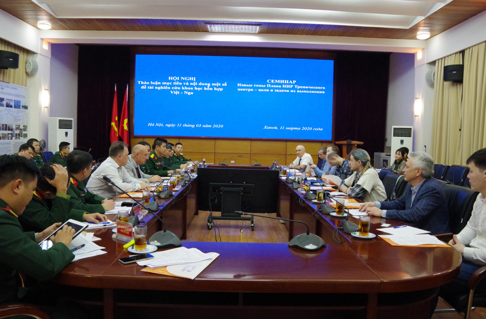 Hội nghị thảo luận, thống nhất mục tiêu nội dung các đề tài Khoa học và công nghệ hỗn hợp Việt – Nga hướng Độ bền nhiệt đới